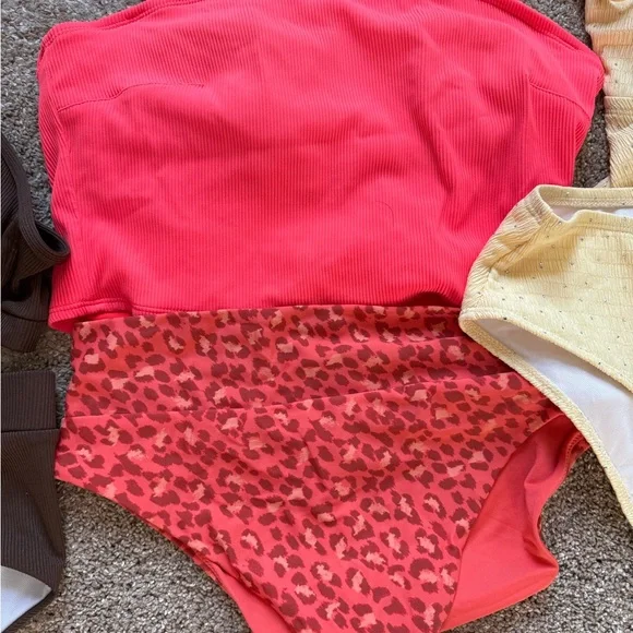 Colorful Swimwear Collection - Picture 3 of 9